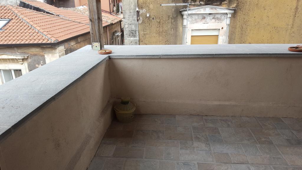 Dantes Home Catania Esterno foto